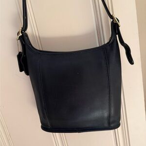 Vintage Coach shoulder bag
